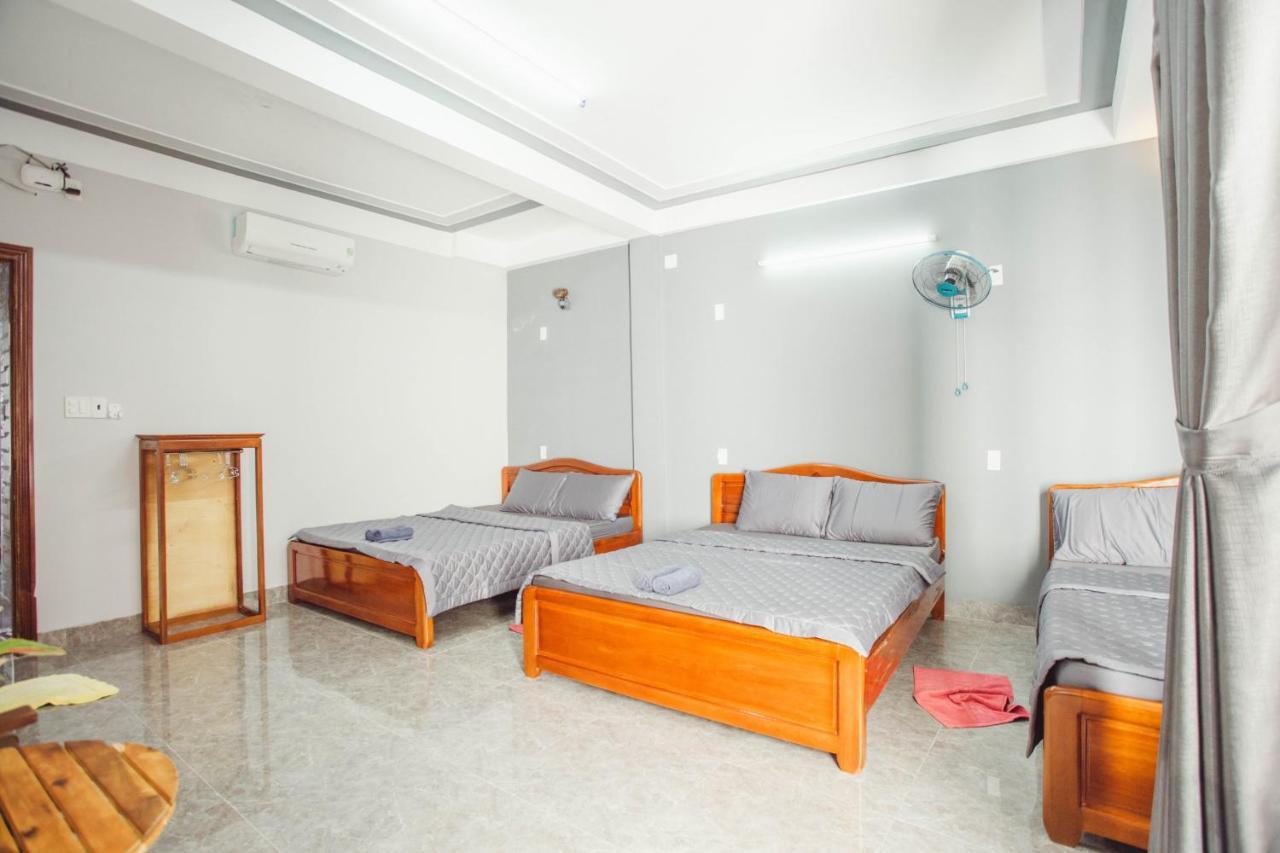 Homestay Nha Muoi Куинён Экстерьер фото
