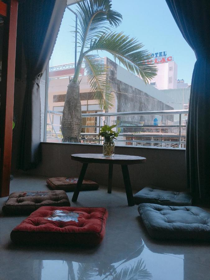Homestay Nha Muoi Куинён Экстерьер фото