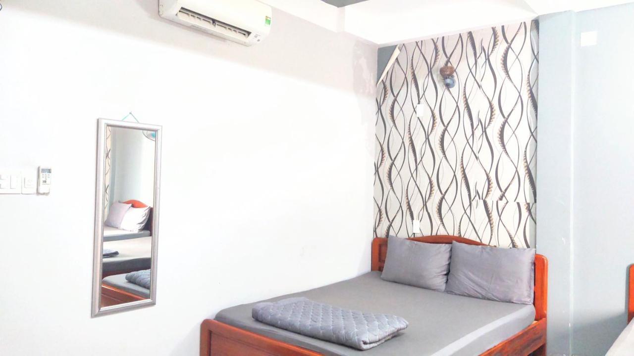 Homestay Nha Muoi Куинён Экстерьер фото